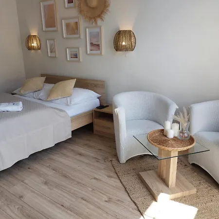Apartment Zaglowy 5 *