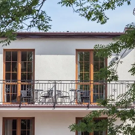 Zaglowy 5 アパート プツク